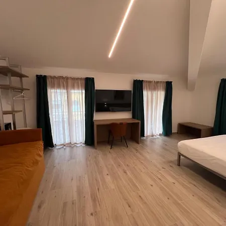 Apartman 5 Terre Hub 1