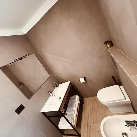 Apartament 5 Terre Hub 1 *
