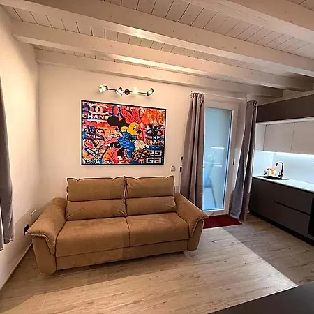 5 Terre Hub 1 Apartament