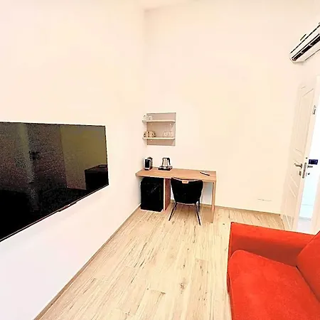 5 Terre Hub 1 Apartament *