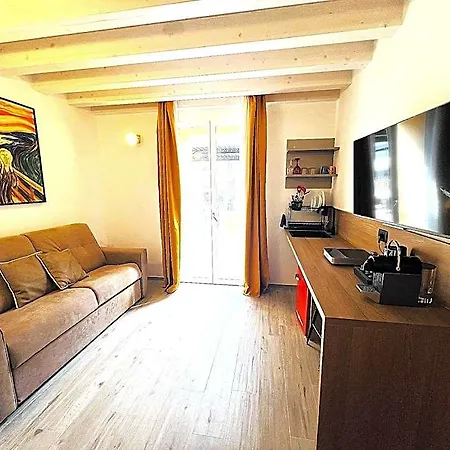 5 Terre Hub 1 La Spezia