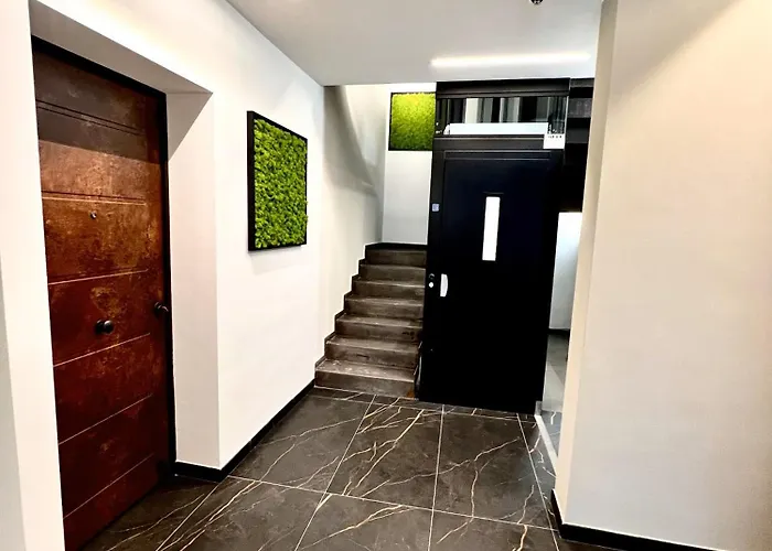 5 Terre Hub 1 *